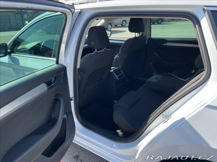 Škoda Superb 2,0 TDi DSG Virtuál*ACC*R 2022