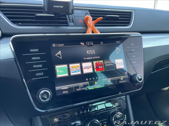 Škoda Superb 2,0 TDi DSG Virtuál*ACC*R 2022