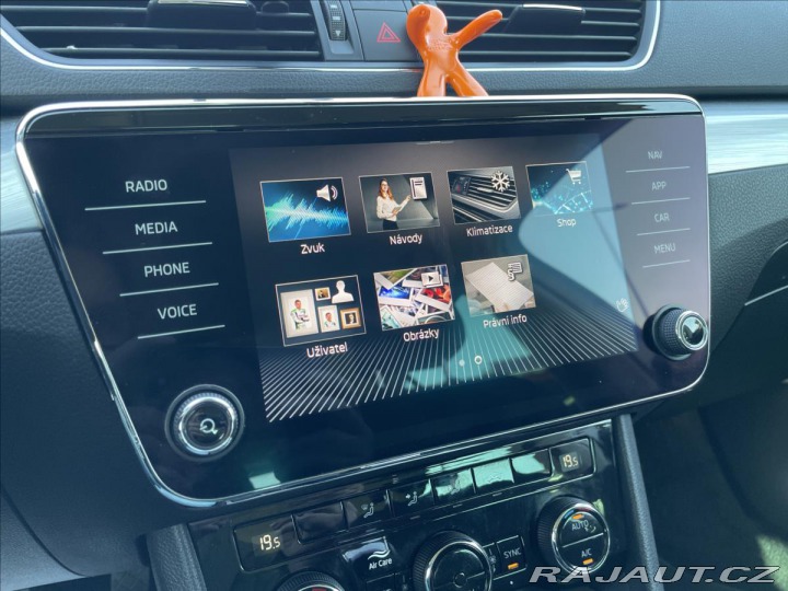 Škoda Superb 2,0 TDi DSG Virtuál*ACC*R 2022