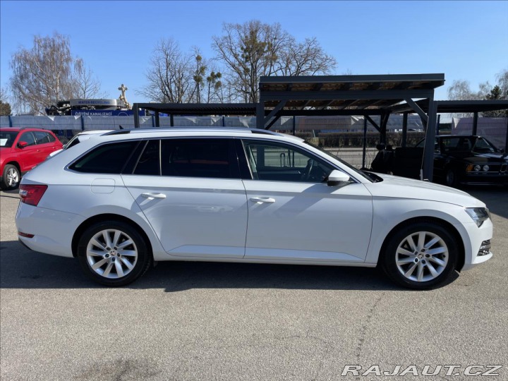 Škoda Superb 2,0 TDi DSG Virtuál*ACC*R 2022