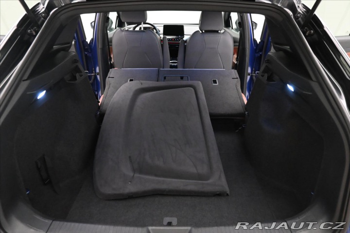 Volkswagen ID.4 0,0 150 kW 77 kWh First E 2020