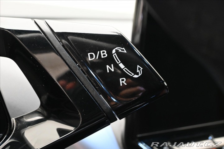 Volkswagen ID.4 150 kW 77 kWh First Editi 2020