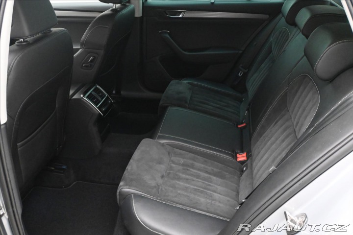 Škoda Superb 2,0 TDI 110 kW Style Záru 2022