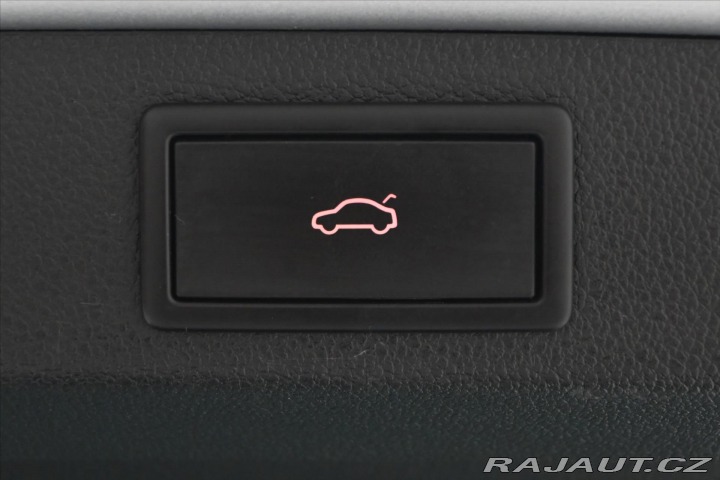 Škoda Superb 2,0 TDI 110 kW Style Záru 2022