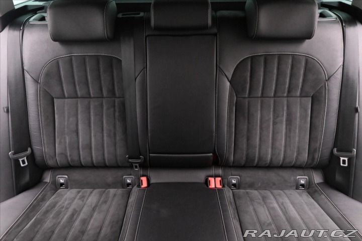 Škoda Superb 2,0 TDI 110 kW Style Záru 2022