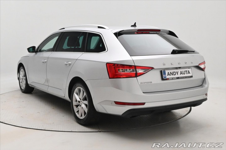 Škoda Superb 2,0 TDI 110 kW Style Záru 2022