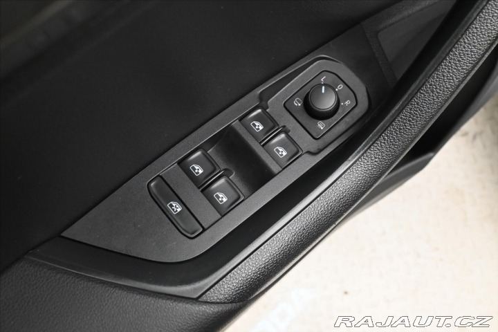 Škoda Karoq 2,0 TDI 85 kW Clever Záru 2021