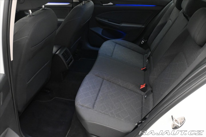 Volkswagen Golf 2,0 TDI 110kW DSG Life Zá 2022