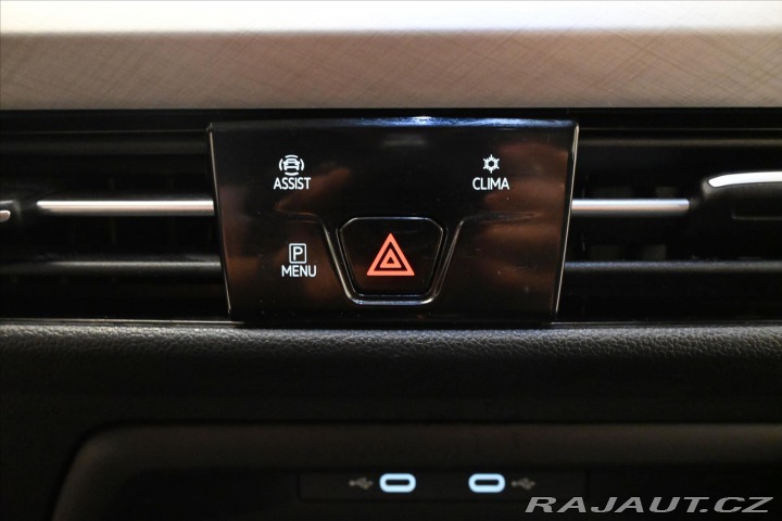 Volkswagen Golf 2,0 TDI 110kW DSG Life Zá 2022