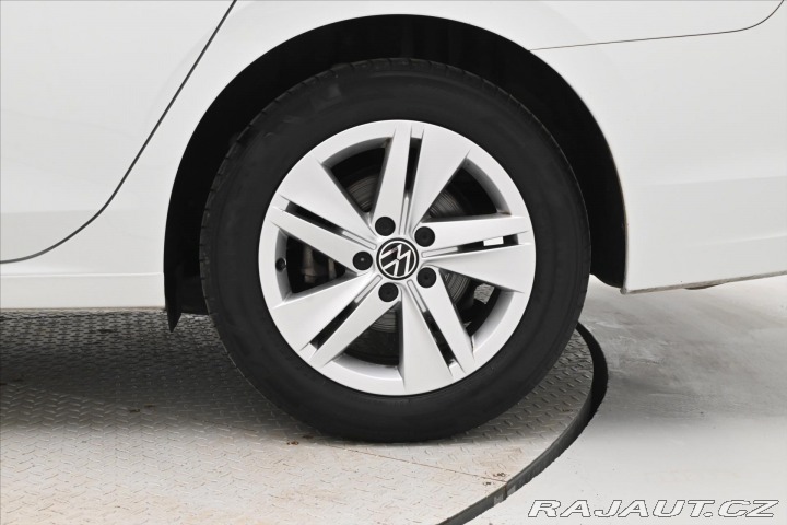 Volkswagen Golf 2,0 TDI 110kW DSG Life Zá 2022