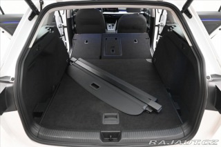 Volkswagen Golf 2,0 TDI 110kW DSG Life Zá 2022