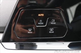 Volkswagen Golf 2,0 TDI 110kW DSG Life Zá 2022