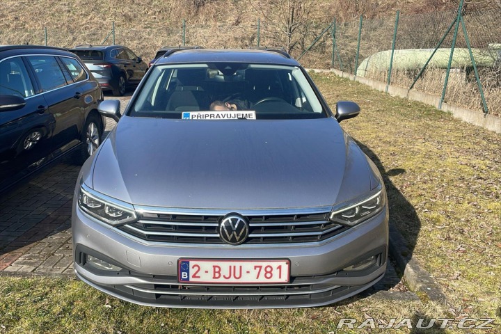 Volkswagen Passat 2,0 TDI 110 kW DSG Busine 2021
