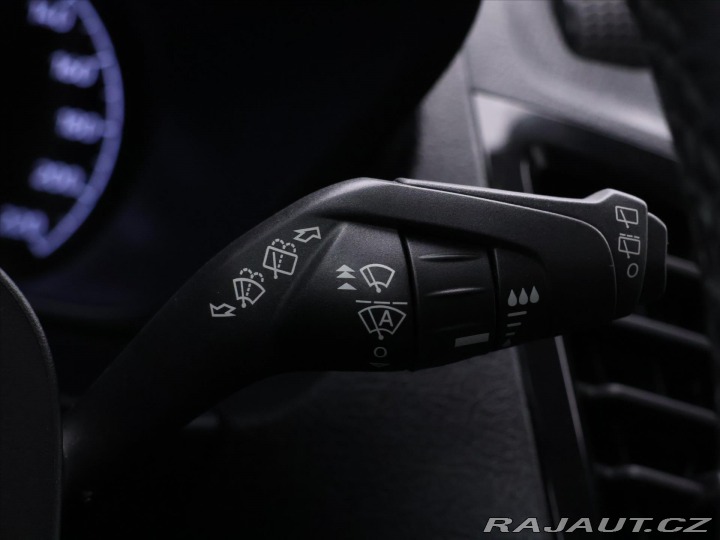 Ford Tourneo Connect 1,5 EcoBlue 88kW CZ DPH 2020