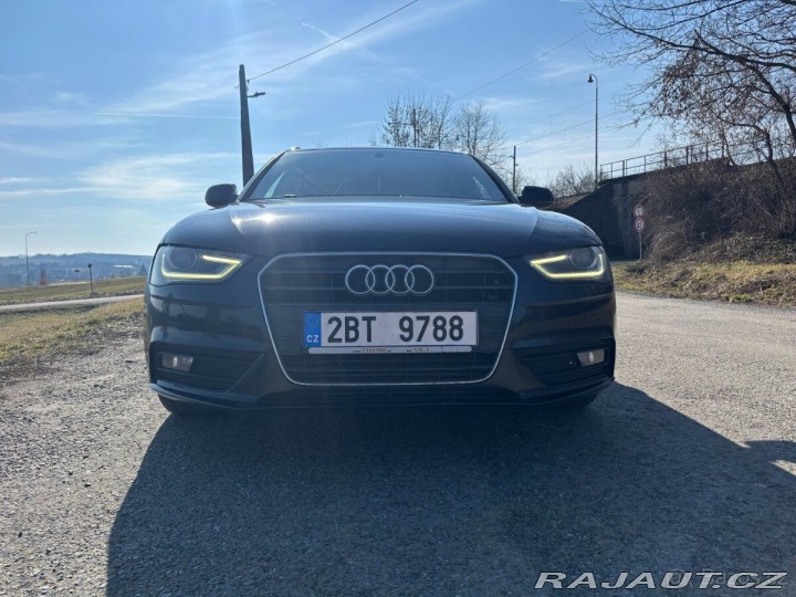 Audi A4 Avant 2,0   Facelift B8 2012