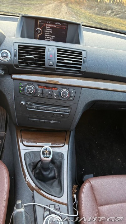 BMW 1 2,0   123d 150kw 2011