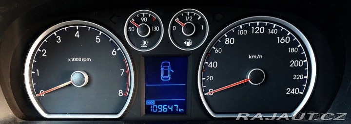 Hyundai i30 1,4   garážovaný, neboura 2010