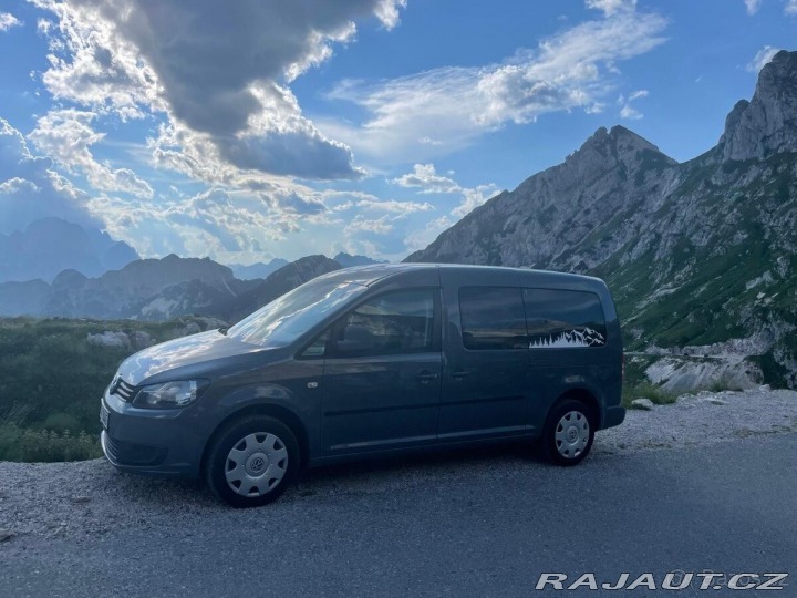 Volkswagen Caddy 1,6   Maxi 7 míst + kempo 2011