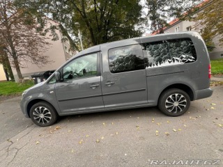 Volkswagen Caddy 1,6   Maxi 7 míst + kempo 2011