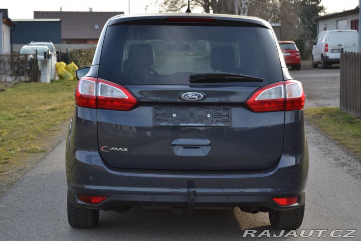 Ford Grand C-MAX 1.6i 16V 92kW Titanium 2011
