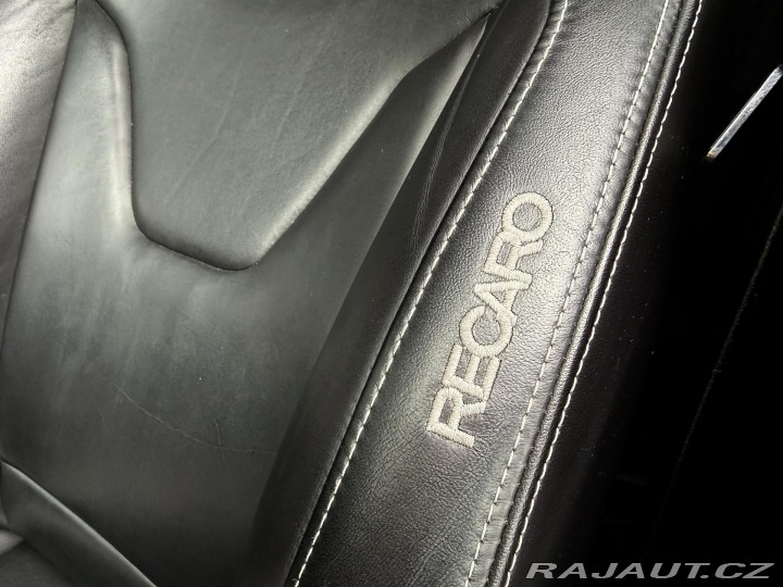 Ford Focus 2,0 ST 184kW EcoB SCTi 2012