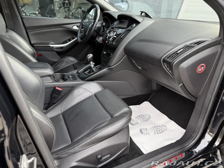 Ford Focus 2,0 ST 184kW EcoB SCTi 2012