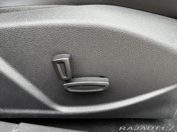 Ford Focus 2,0 ST 184kW EcoB SCTi 2012