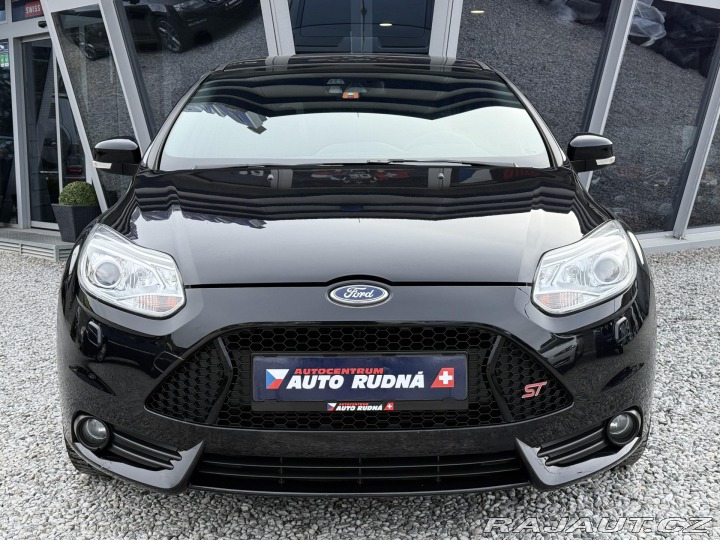Ford Focus 2,0 ST 184kW EcoB REZERVA 2012
