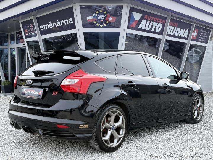 Ford Focus 2,0 ST 184kW EcoB REZERVA 2012