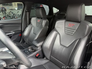 Ford Focus 2,0 ST 184kW EcoB SCTi 2012