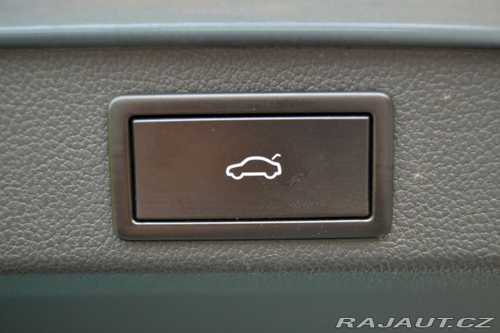 Škoda Superb 2.0 TDI 110kW Style+ DSG 2016