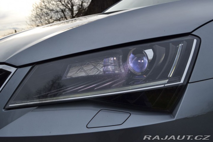 Škoda Superb 2.0 TDI 110kW Style+ DSG 2016