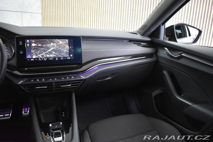 Škoda Octavia 1.5 SPORTLINE*DSG*KAMERA* 2022