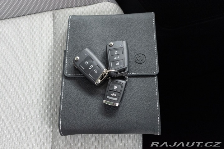 Volkswagen Touran 1.5 TSI DSG*WEBASTO*7.MÍS 2023