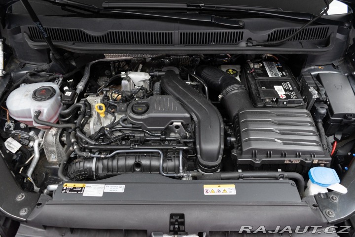 Volkswagen Touran 1.5 TSI DSG*WEBASTO*7.MÍS 2023