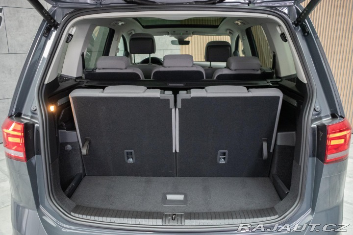 Volkswagen Touran 1.5 TSI DSG*WEBASTO*7.MÍS 2023