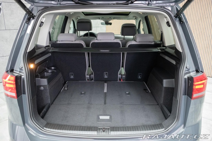 Volkswagen Touran 1.5 TSI DSG*WEBASTO*7.MÍS 2023