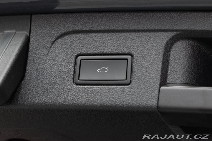 Volkswagen Touran 1.5 TSI DSG*WEBASTO*7.MÍS 2023