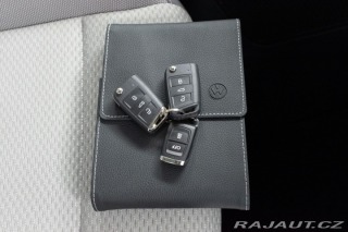 Volkswagen Touran 1.5 TSI DSG*WEBASTO*7.MÍS 2023