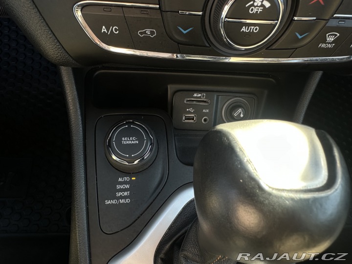 Jeep Cherokee 2.2 CRD 4x4/147kW/Automat 2015