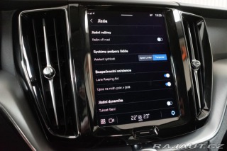 Volvo XC60 B4 ESSENTIAL*TAŽNÉ*KAMERA 2022