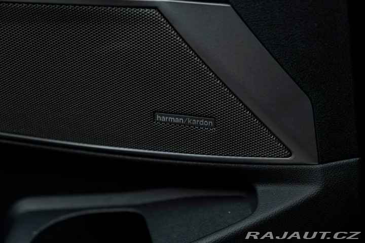 BMW M3 Manuál, Harman/Kardon 2021