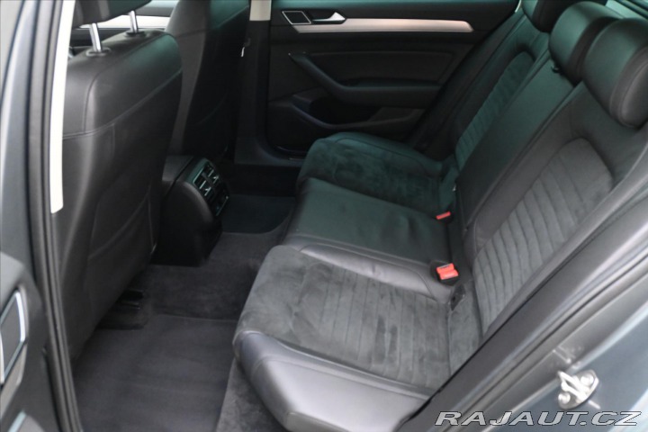 Volkswagen Passat 2,0 TDI 140kW DSG Busines 2017