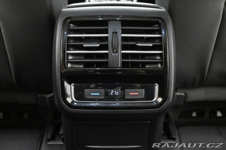 Volkswagen Passat 2,0 TDI 140kW DSG Busines 2017