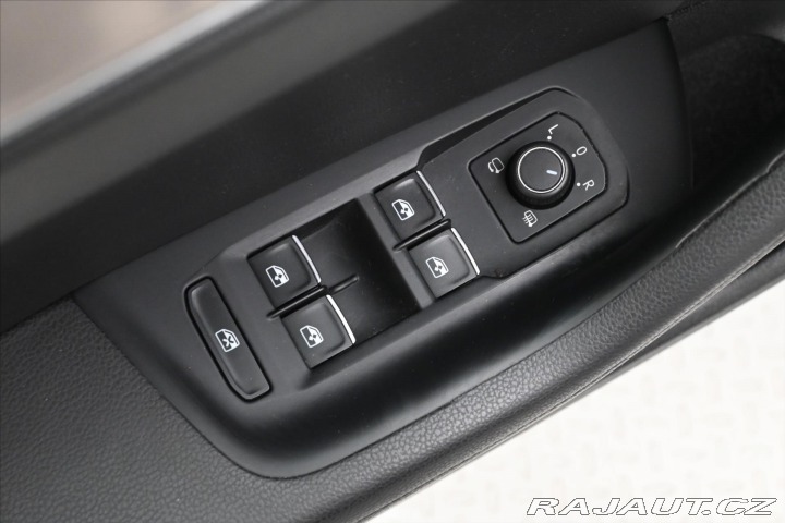 Volkswagen Passat 2,0 TDI 140kW DSG Busines 2017