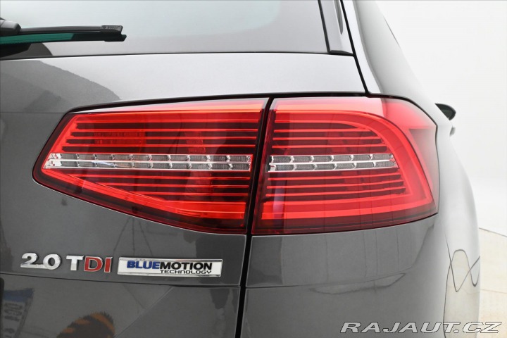 Volkswagen Passat 2,0 TDI 140kW DSG Busines 2017