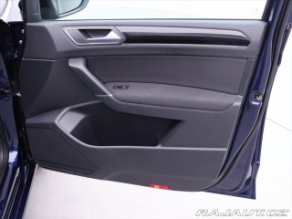 Volkswagen Touran 1,4 TSI 110kW LED Navi CZ 2018