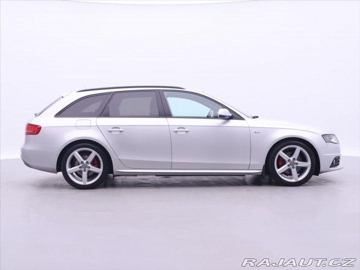 Audi A4 2,0 TDI 105kW S-line Navi 2011