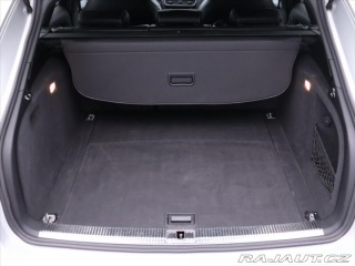 Audi A4 2,0 TDI 105kW S-line Navi 2011