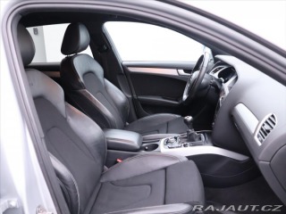 Audi A4 2,0 TDI 105kW S-line Navi 2011